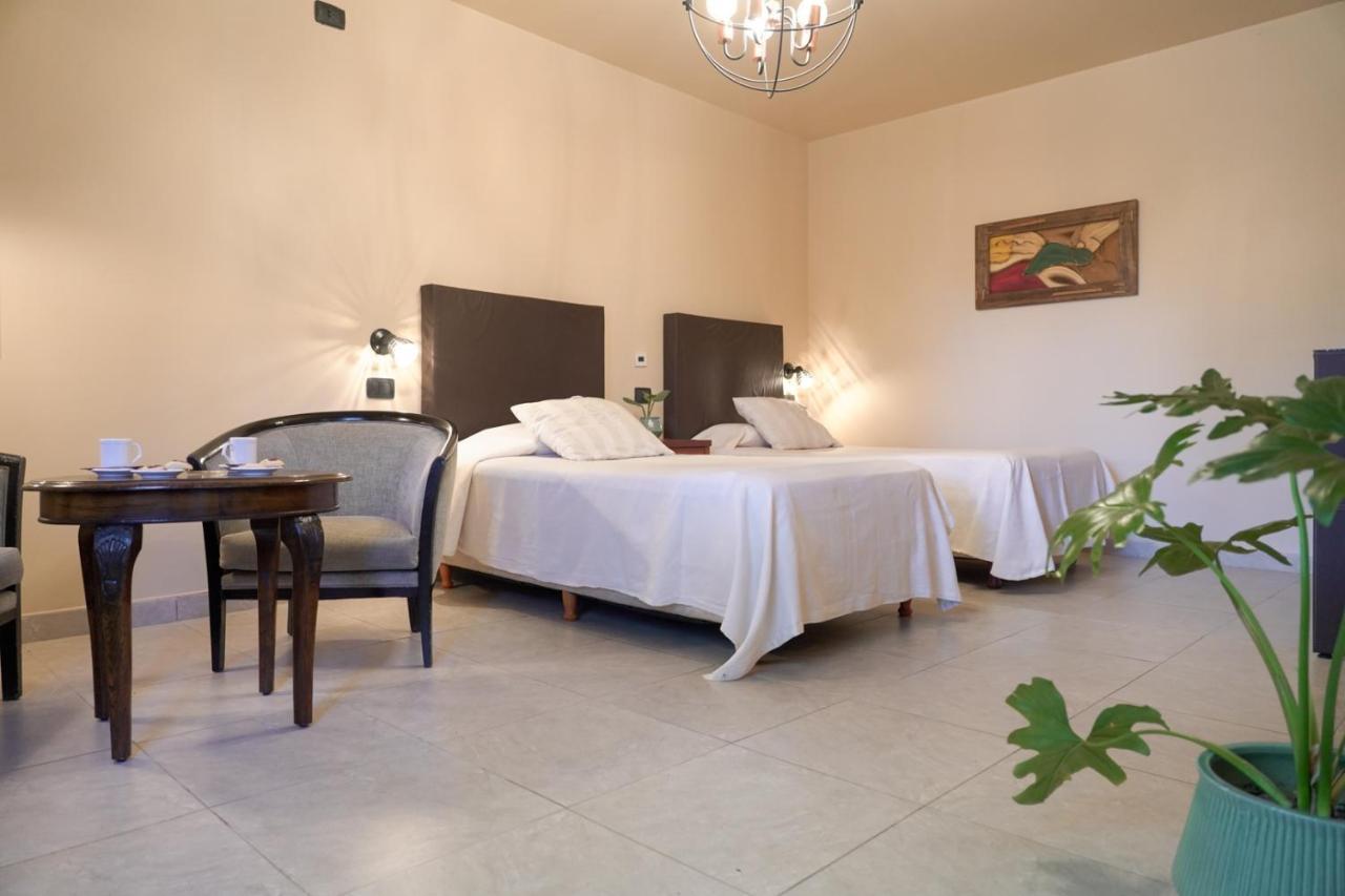 Petit Hotel El Alcanfor Funes Exterior photo
